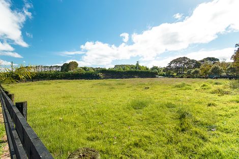 Photo of property in 2b Masters Road, Waiuku, 2681