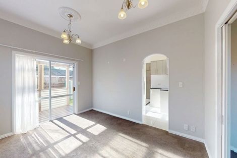 Photo of property in 49 Kings Crescent, Hutt Central, Lower Hutt, 5010