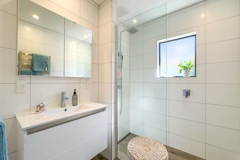 Photo of property in 11 Mangotahi Road, Thames, 3577