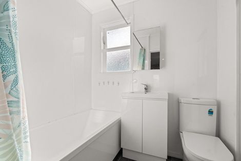 Photo of property in 3 Stamford Place, Lansdowne, Masterton, 5810