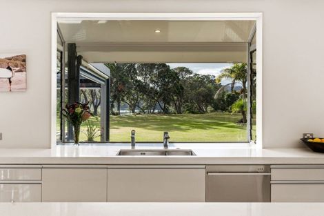 Photo of property in 273 Point Wells Road, Point Wells, 0986
