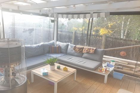 Photo of property in 1/8 Golf Road, New Lynn, Auckland, 0600