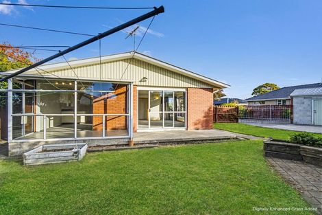 Photo of property in 10 Aztec Place, Redwood, Christchurch, 8051