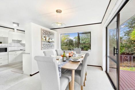 Photo of property in 59 Luton Avenue, Sunnyhills, Auckland, 2010