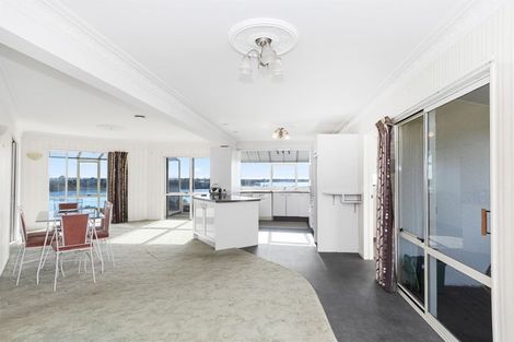 Photo of property in 6 Keam Way, Welcome Bay, Tauranga, 3112