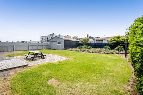 Photo of property in 39 Domett Street, Opunake, 4616