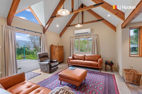 Photo of property in 19 Skerries Street, Outram, 9019