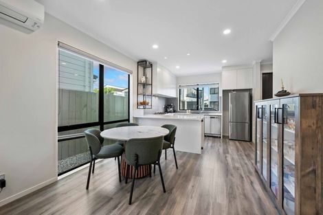 Photo of property in 94 Bellbird Street, Papakura, 2110