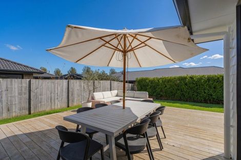 Photo of property in 5 Victoria Street, Coromandel, 3506