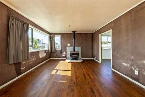 Photo of property in 87 Friedlanders Road, Manurewa, Auckland, 2102