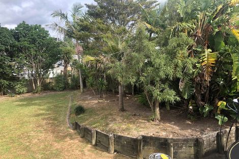 Photo of property in 32 Koromiko Street, New Lynn, Auckland, 0600
