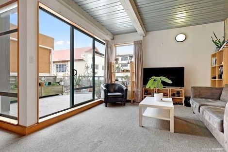 Photo of property in First House Apartments, 2/4 Frederick Street, Te Aro, Wellington, 6011