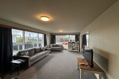 Photo of property in 19 Lamorna Road, Parklands, Christchurch, 8083