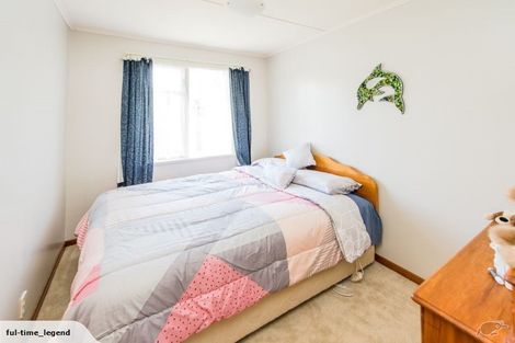 Photo of property in 21 Rira Street, Marton, 4710