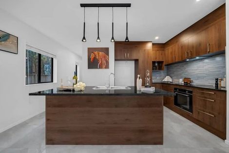 Photo of property in 4b Ahunga Road, Karaka, Papakura, 2113