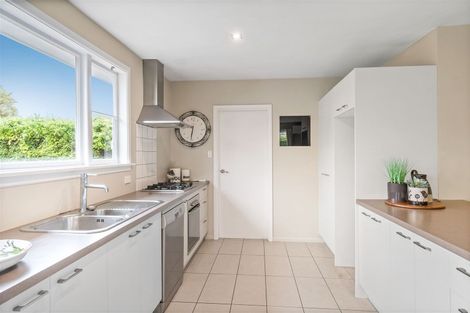 Photo of property in 51 Gregan Crescent, Burnside, Christchurch, 8053