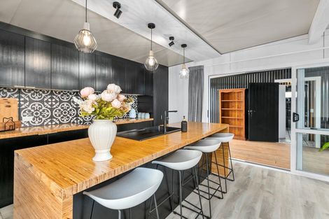 Photo of property in 20 Dundas Street, Porangahau, 4293