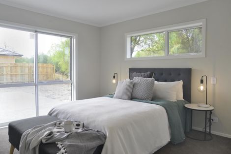 Photo of property in 60 Feist Street, Carterton, 5713