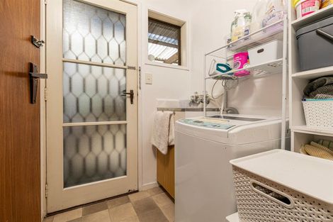 Photo of property in 1/42 Frank Evans Place, Henderson, Auckland, 0610