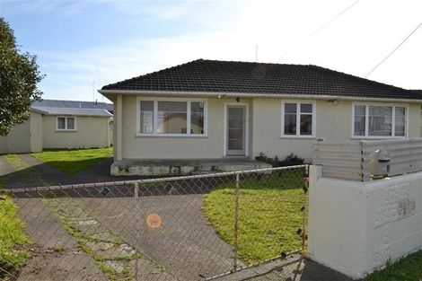 Photo of property in 11a Manuka Street, Castlecliff, Whanganui, 4501