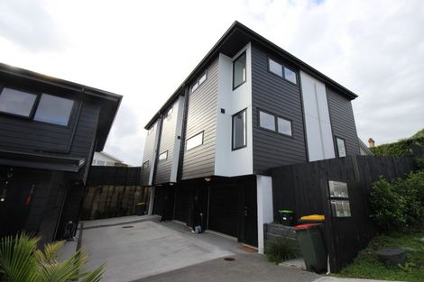 Photo of property in 1c Stott Avenue, Birkdale, Auckland, 0626