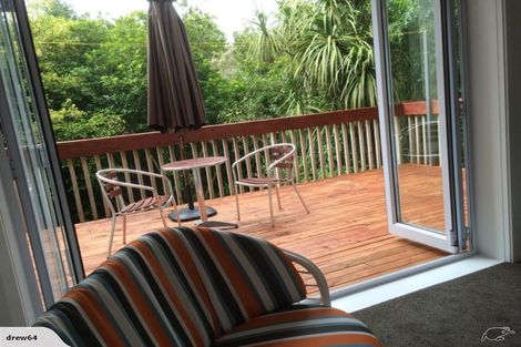 Photo of property in 2/17 Havenwood Place, Birkenhead, Auckland, 0626