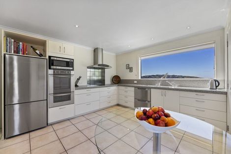 Photo of property in 113 Easther Crescent, Kew, Dunedin, 9012