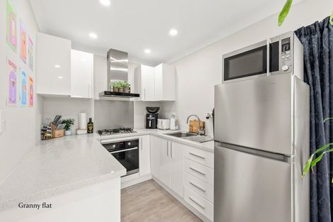 Photo of property in 87 Kirton Drive, Riverstone Terraces, Upper Hutt, 5018