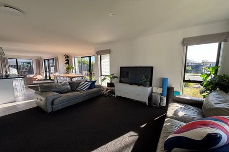 Photo of property in 9 Azara Way, Wigram, Christchurch, 8025