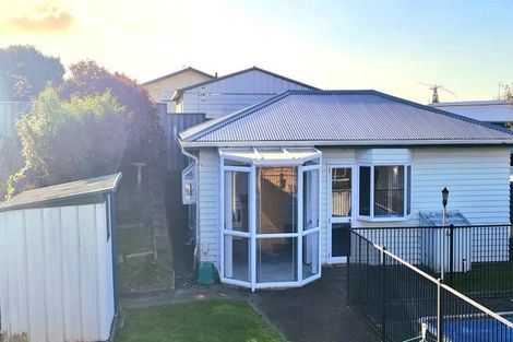 Photo of property in 57 Gray Avenue, Paraparaumu Beach, Paraparaumu, 5032