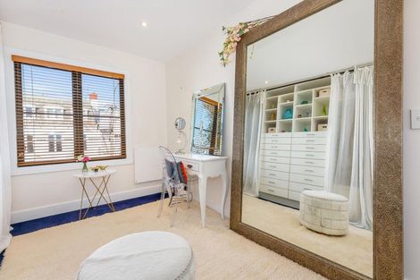 Photo of property in 12 Upland Road, Kelburn, Wellington, 6012