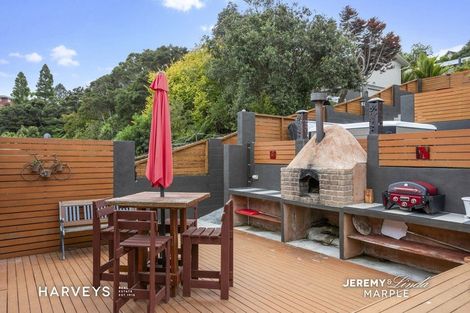 Photo of property in 21 Scotstoun Place, Glen Eden, Auckland, 0602