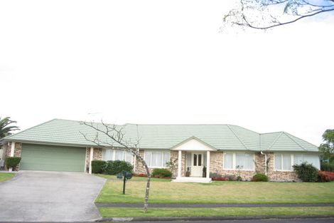 Photo of property in 1 Gairloch Place, Wattle Downs, Auckland, 2103
