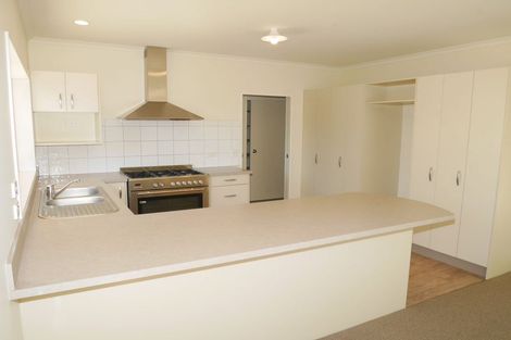 Photo of property in 120 Maui Pomare Road, Nikau Valley, Paraparaumu, 5032