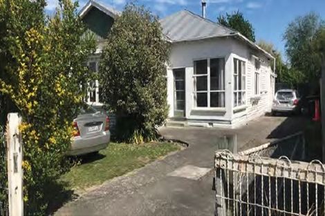Photo of property in 233 Geraldine Street, Edgeware, Christchurch, 8013