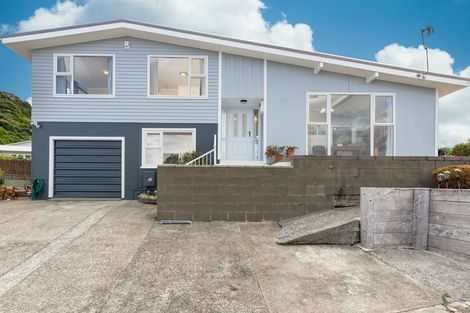 Photo of property in 44 Dowse Drive, Maungaraki, Lower Hutt, 5010