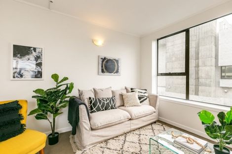 Photo of property in Hobson Court Flats, 34/70u Hobson Street, Thorndon, Wellington, 6011