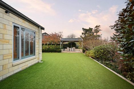 Photo of property in 4 Le Quesnoy Place, Cambridge, 3434