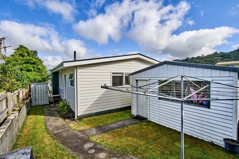 Photo of property in 7a Helvetia Grove, Naenae, Lower Hutt, 5011