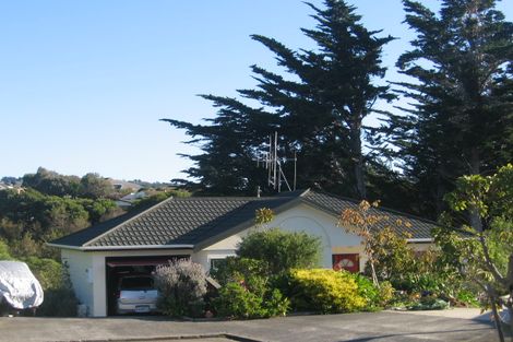 Photo of property in 47 Saunders Close, Whitby, Porirua, 5024