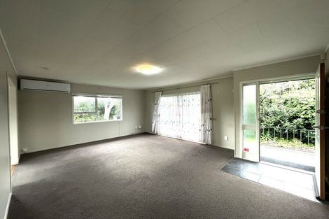 Photo of property in 44 Beach Road, Te Atatu Peninsula, Auckland, 0610