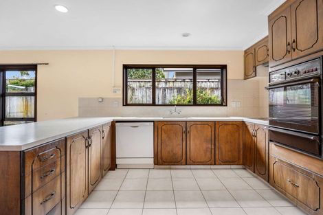 Photo of property in 12 Penrhyn Place, Mount Maunganui, 3116