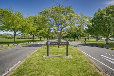 Photo of property in 12 Essex Street, Tamatea, Napier, 4112