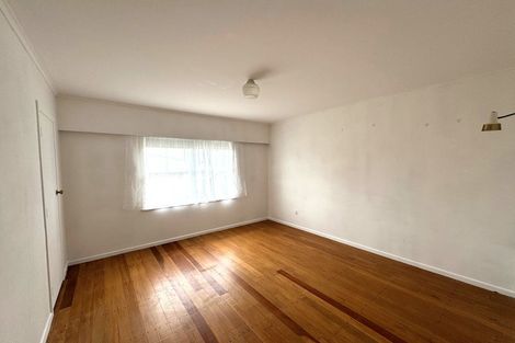 Photo of property in 656 Pakuranga Road, Howick, Auckland, 2010