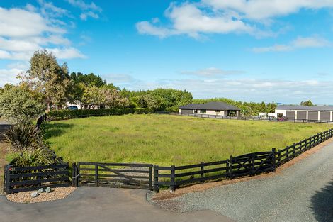 Photo of property in 2b Masters Road, Waiuku, 2681