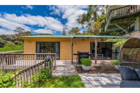 Photo of property in 13 Mceldowney Road, Titirangi, Auckland, 0604