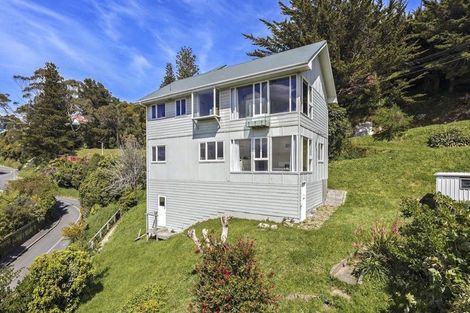 Photo of property in 23 Fettes Crescent, Seatoun, Wellington, 6022