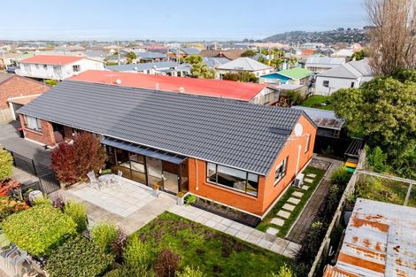 Photo of property in 38 Bay View Road, South Dunedin, Dunedin, 9012