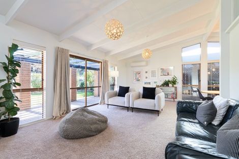 Photo of property in 8 Ewan Place, Taradale, Napier, 4112