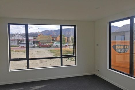 Photo of property in 38 Mount Creighton Crescent, Wanaka, 9305